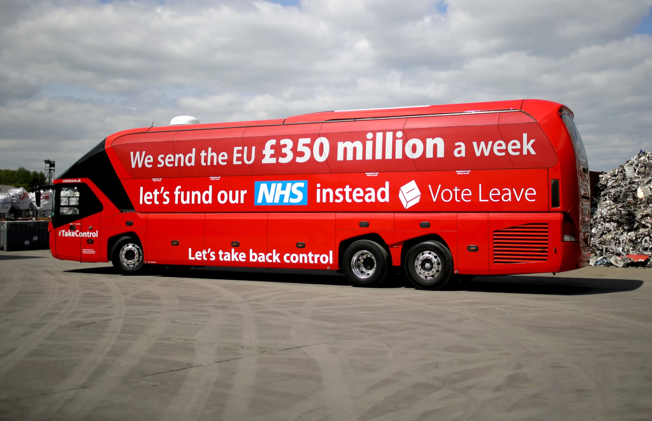 Brexit Bus